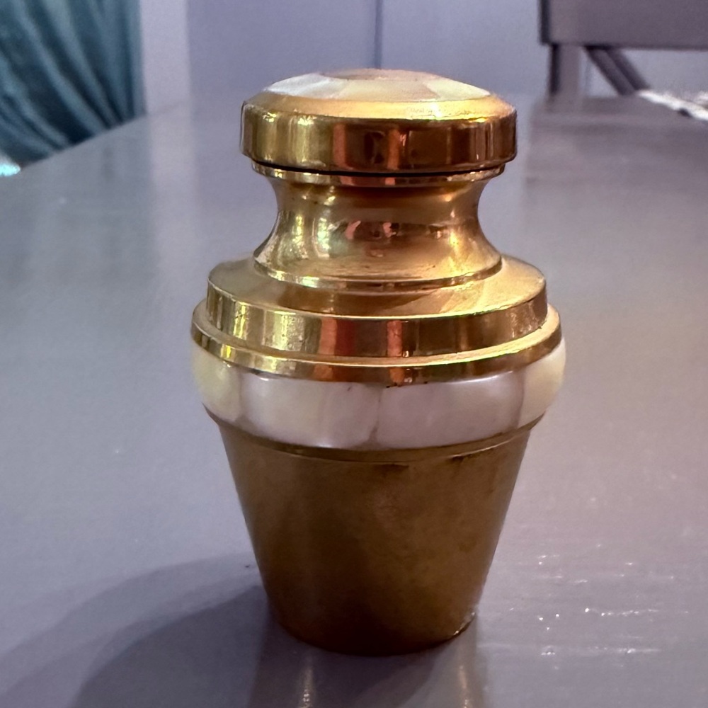 Gold and White Marble accent Small Urn